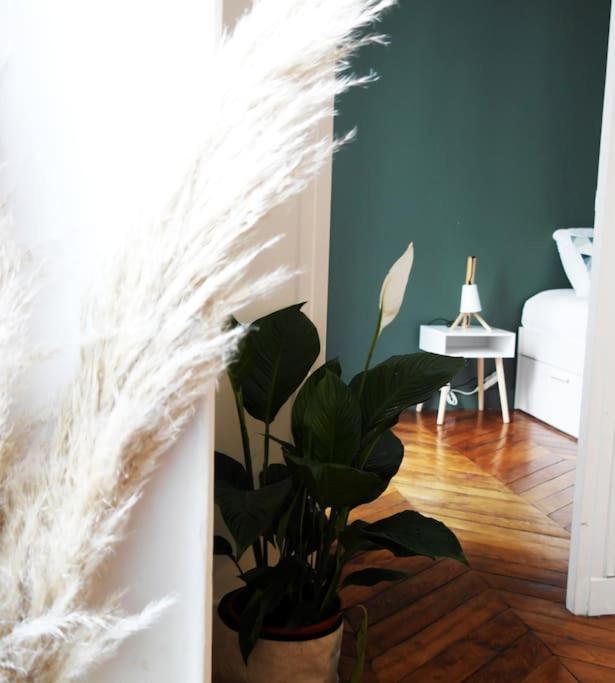 Appartement Haussmanannien Cosy - Republique Paris Dış mekan fotoğraf